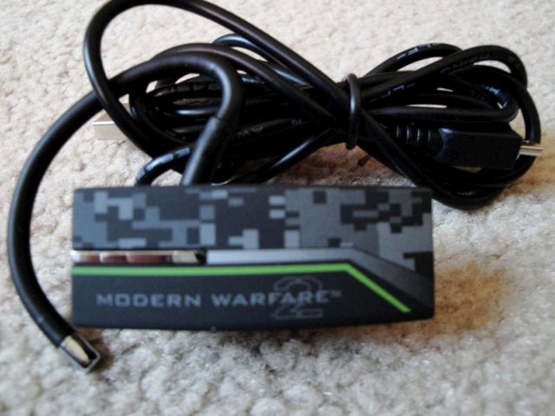 Illustration for article titled Mad Catz Modern Warfare 2 Range Unboxed